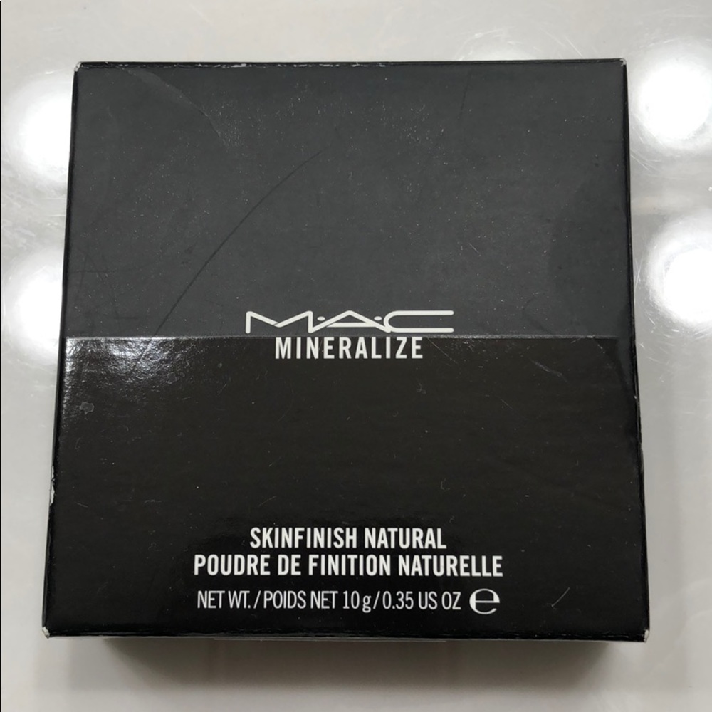 NWB MAC Mineralized Skin Finish Medium Plus